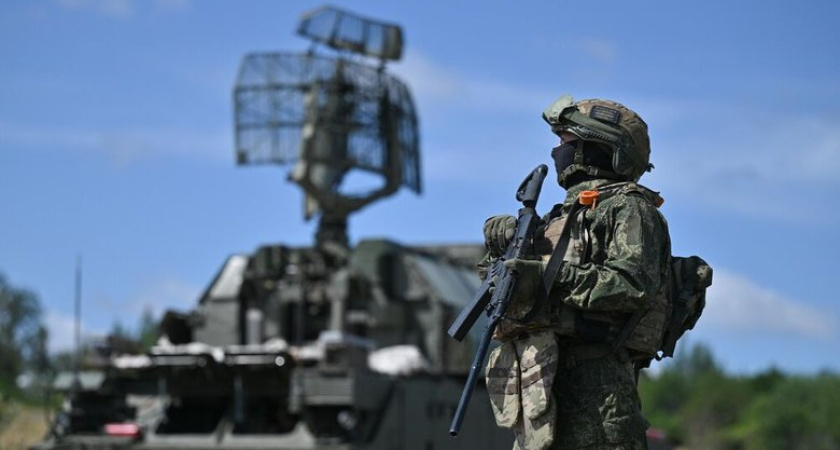 Украинские дроны повредили два дома в Ростовской области и вызвали пожары