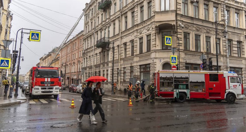 86-летняя пенсионерка погибла в двухметровом пожаре из-за неосторожности с огнем