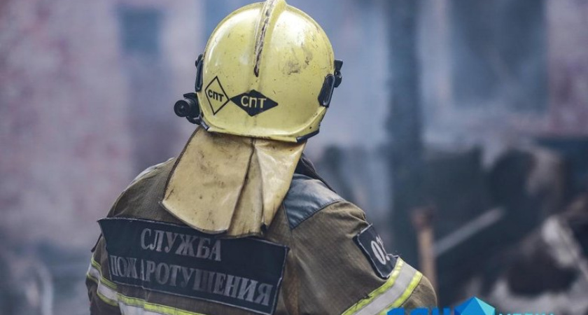 За сутки в Ростовской области потушили 10 пожаров и спасли 12 человек