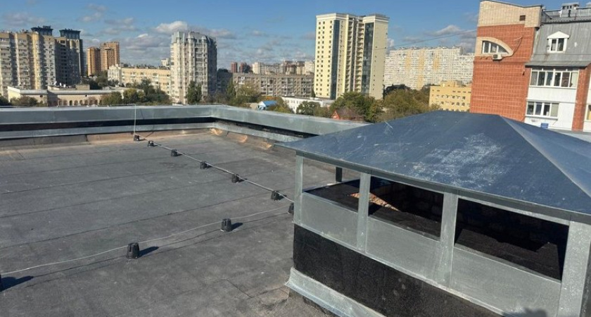 Девятиэтажку в Ростове восстановили досрочно после августовской атаки дрона
