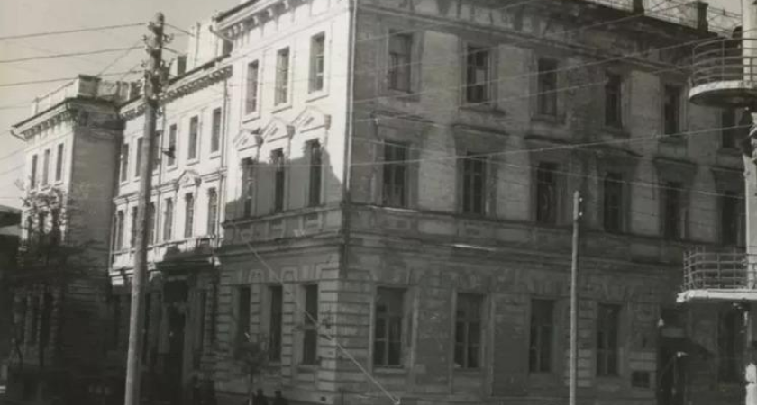 Особняк XIX века на месте Главпочтамта сдают за 1,2 млн рублей в месяц в Ростове