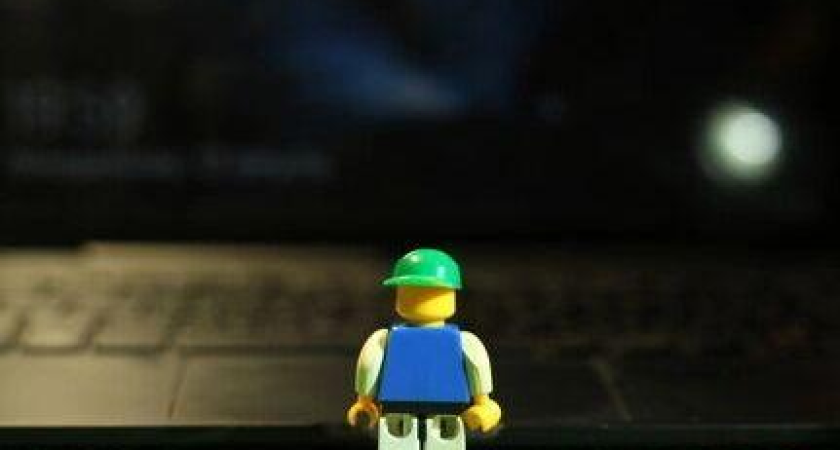 «Удар по креативным индустриям»: разработчик игр из Ростова — об отмене самозанятости в 2026 году