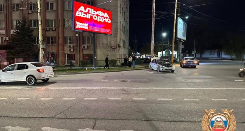 19-летний водитель Hyundai спровоцировал цепное ДТП с тремя машинами в Ростове