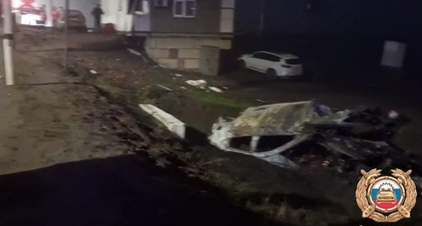 Девятилетний мальчик сгорел заживо в Haval после прорыва через шлагбаум на переезде