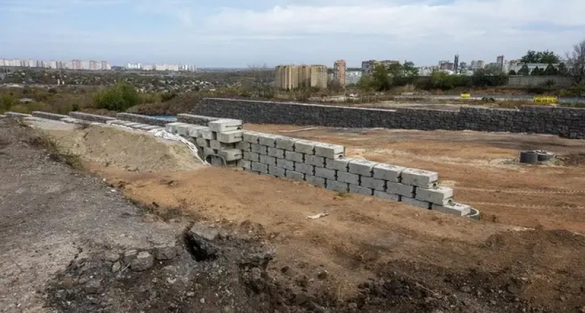 «Раскопали и бросили»: реконструкцию Вавилова в Ростове отложили на полгода из-за ошибок в проекте