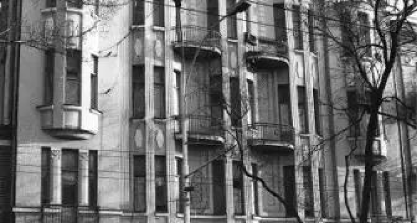 Памятник архитектуры 1910 года с рестораном и офисами продают за 170 млн в центре Ростова