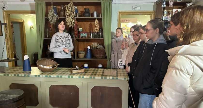 Купцы-меценаты и Чехов: донские школьники прошли квест по истории предпринимательства в Таганроге