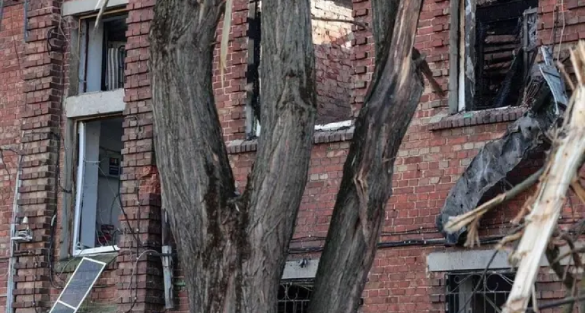 Трое погибших и дом под снос: губернатор показал последствия ночной атаки дронов на Таганрог