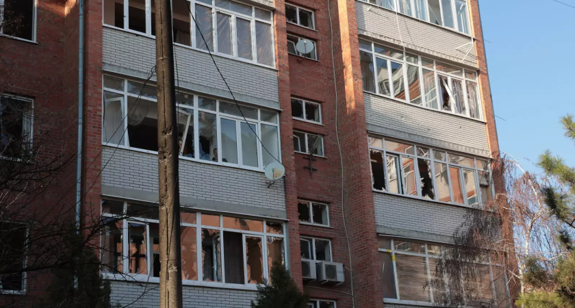 Атака дронов на Таганрог: 690 пострадавших, 9 квартир не подлежат восстановлению