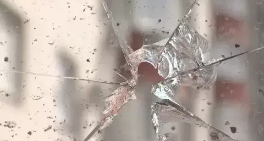 После массированной атаки дронов: саперы вывезли опасные обломки за пределы Таганрога