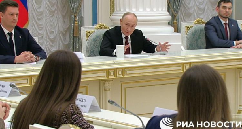 «Наука должна быть вне политики»: доцент ЮФУ на встрече с Путиным в Кремле о судьбе молодых ученых