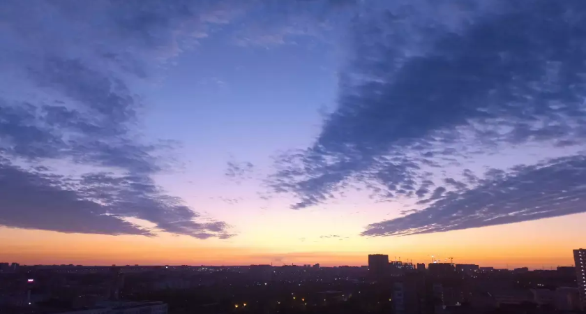 ПВО четыре часа отражала атаку: 13 дронов сбиты над Россией, два — над Азовским морем