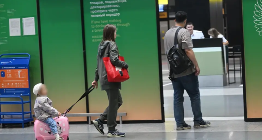 С января 2026 года дети не смогут выезжать за границу без загранпаспорта