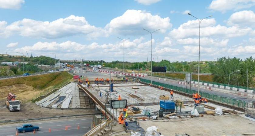 На трассе М-4 «Дон» отремонтировали два путепровода без остановки движения