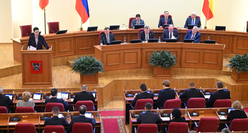 Ростовская область приняла бюджет с дефицитом 26,9 млрд рублей на три года
