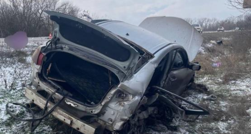 Mazda вылетела на встречку: один погиб, четверо ранены в лобовой аварии под Ростовом
