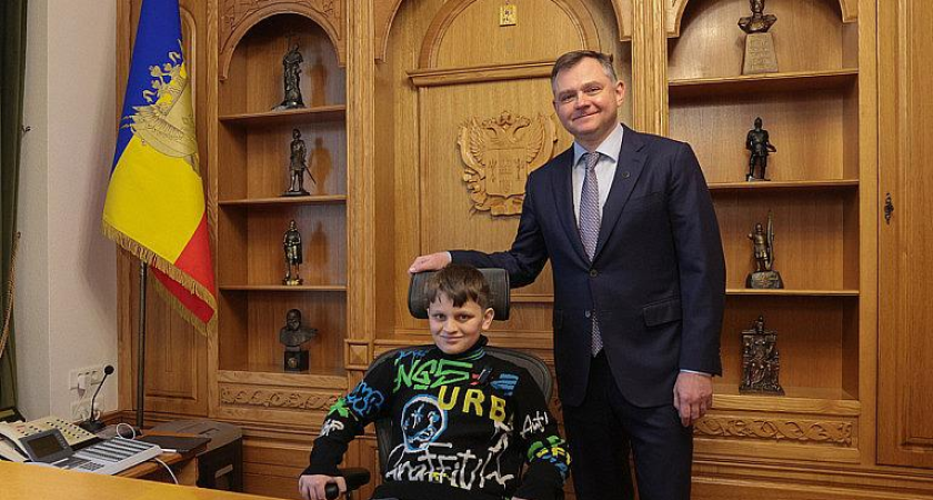 12-летний школьник занял кресло губернатора Слюсаря и представил схему дорожных развязок Дона