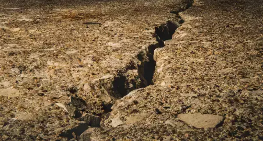 «Мебель пошатнулась, люстры задрожали»: землетрясение 4,8 балла в Азовском море докатилось до Ростовской области