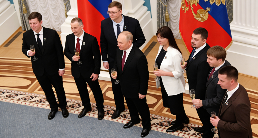 Юная ростовчанка получила премию из рук Путина за фундаментальные исследования в математике