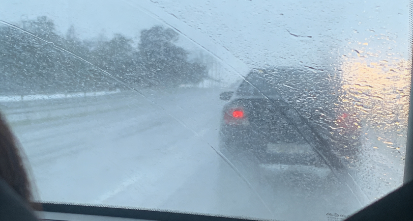 Дождь, снег и гололед: коммунальщики Ростова мобилизованы перед резким похолоданием 8-9 февраля