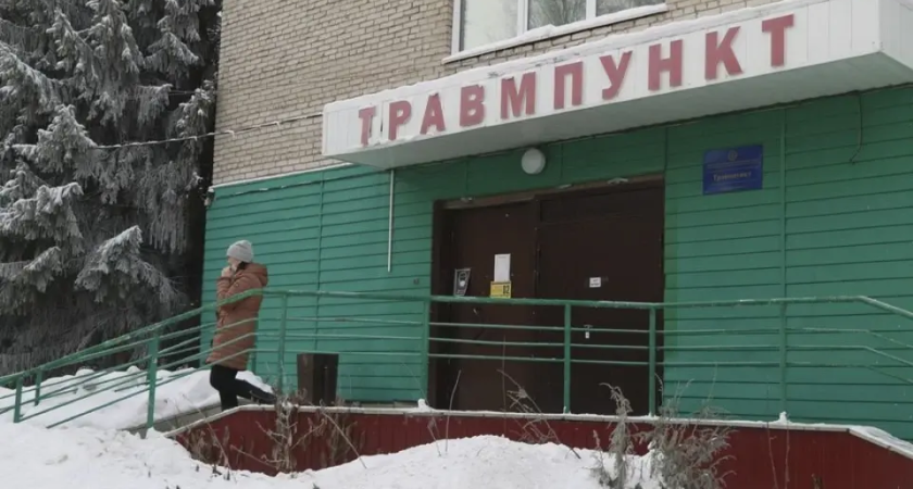 Гололед отправил в травмпункты Ростова 2374 человека: каждый пятый пострадал из-за льда