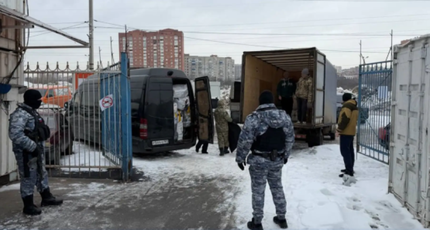 15 предпринимателей вывезли товар с «токсичного кластера»: что происходит на закрытых рынках Темерника