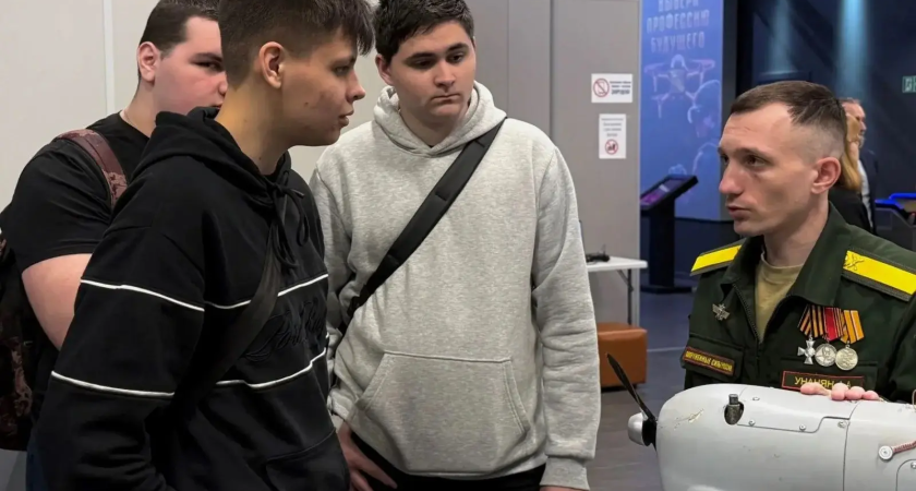 «Профессия будущего»: в Ростове учат управлять беспилотниками