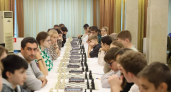 170 шахматистов из 23 регионов России съехались в Ростов на турнир, где решения принимаются молниеносно