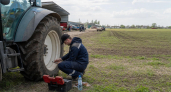 Закупки сельхозтехники в Ростовской области упали втрое за год