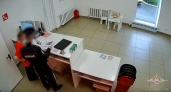 Ушлый мужчина в форме полицейского обокрал ПВЗ в Ростове-на-Дону
