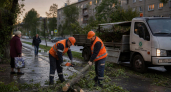 Шквал в Таганроге: более 3000 звонков в 112 и 20 повреждённых машин