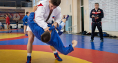 Студент из Ростова взял золото чемпионата России по самбо среди незрячих