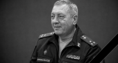 Военного комиссара Ростова нашли мертвым у дома, где он жил