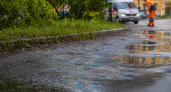 После атаки БПЛА в Таганроге прошел черный дождь с масляной пленкой