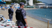Ростовчане попали в эвакуацию с пляжа в Новороссийске после сигнала тревоги