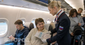 Больше не делайте этого в самолете: стюардессы раскрыли 10 привычек, которые подвергают вас опасности
