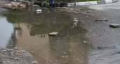 В Ростове Водоканал откачал нечистоты перед телекамерами, но на следующий день стоки вернулись