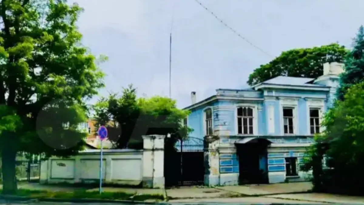 Особняк 1820 года с консульствами Испании и Португалии продают за 39 миллионов