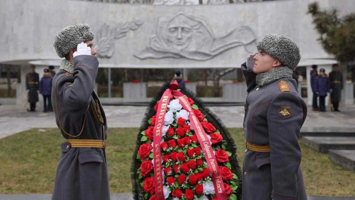 В Ростове одобрен капремонт мемориала «Павшим воинам» на площади Карла Маркса