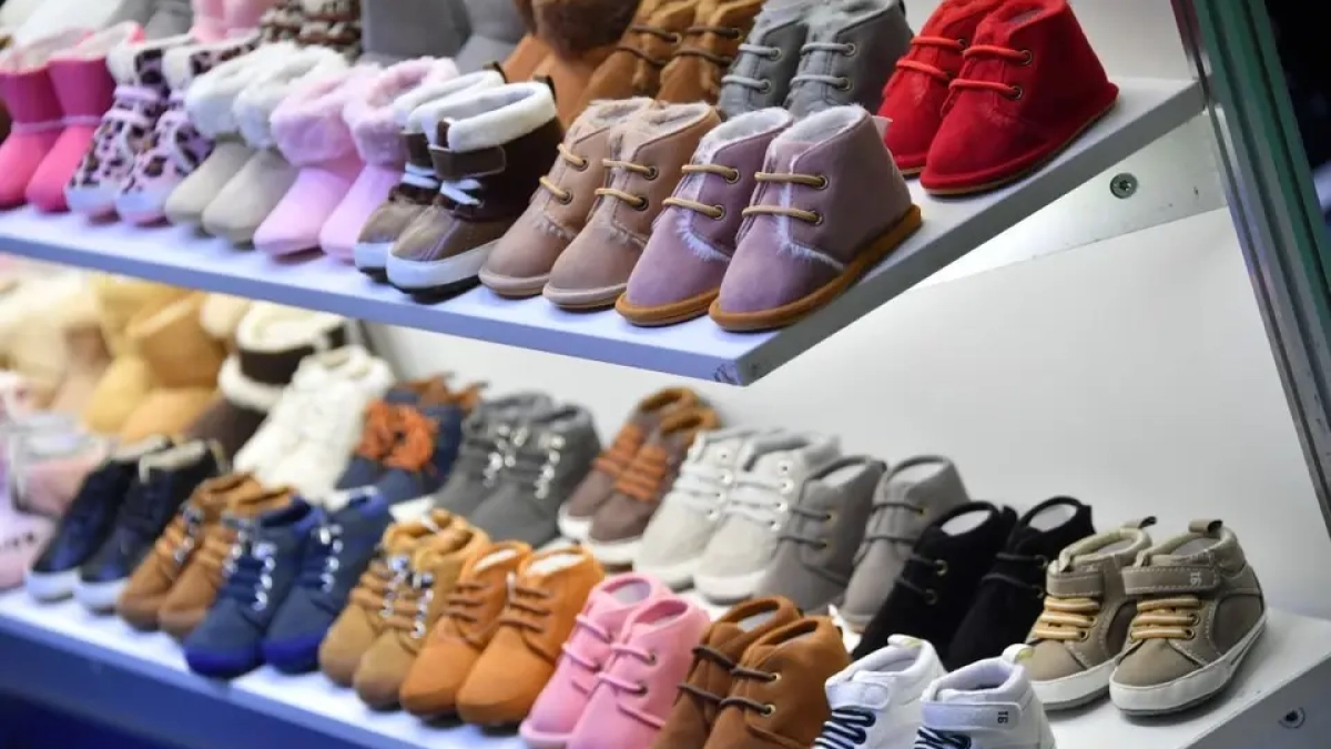 Прокуратура Ростова добилась выдачи ортопедической обуви ребёнку-инвалиду