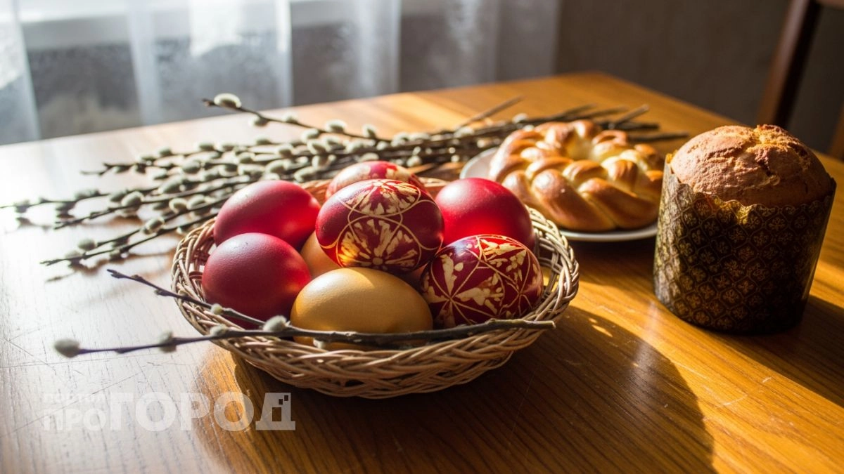 Вы рискуете навлечь неприятности: священник объяснил, в какие цвета категорически запрещено красить яйца