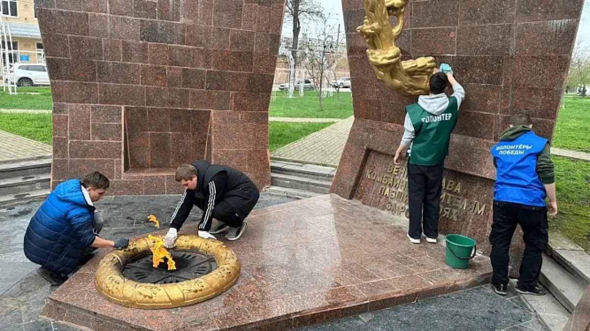 3,5 тысячи жителей Дона восстановили 300 памятников в рамках акции «Дон помнит»