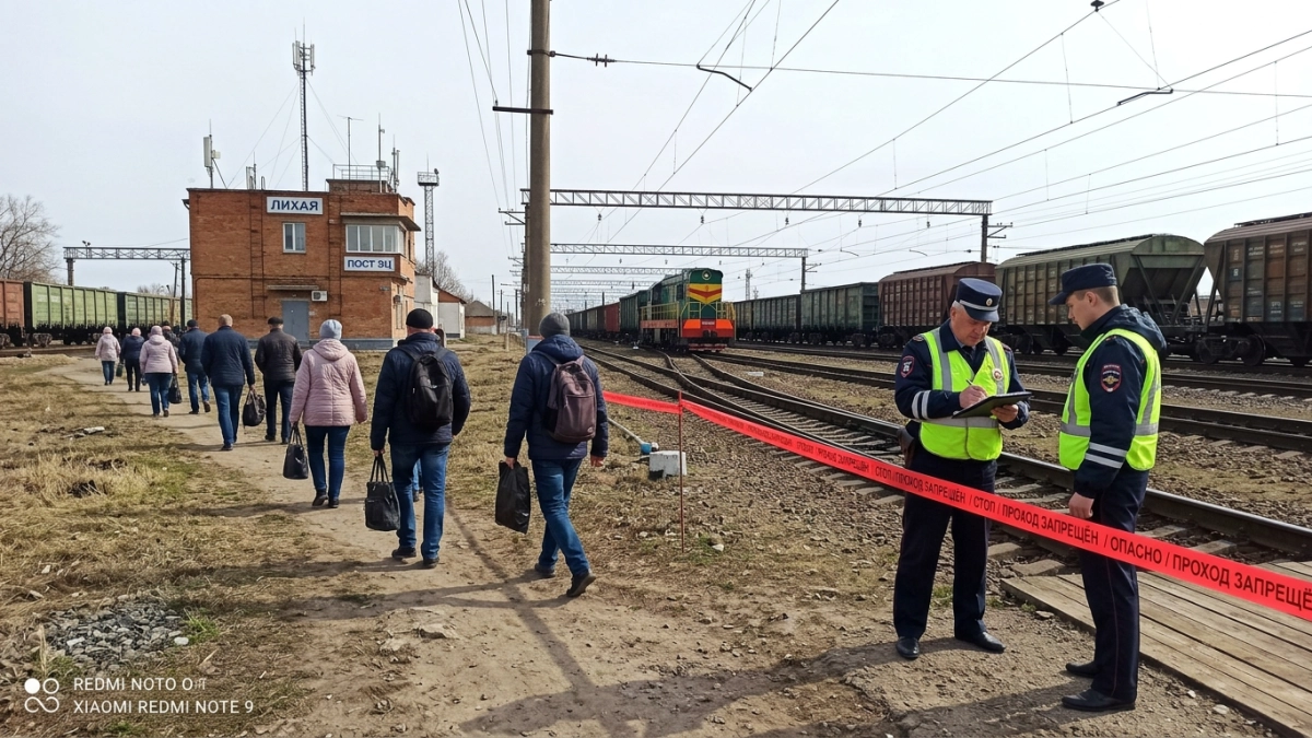 12-летняя девочка погибла под отцепным вагоном по дороге в школу