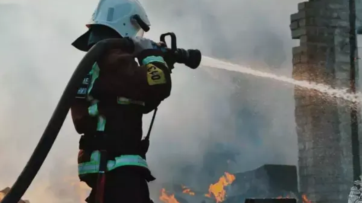 11 пожаров за сутки: МЧС Ростовской области спасло двух человек