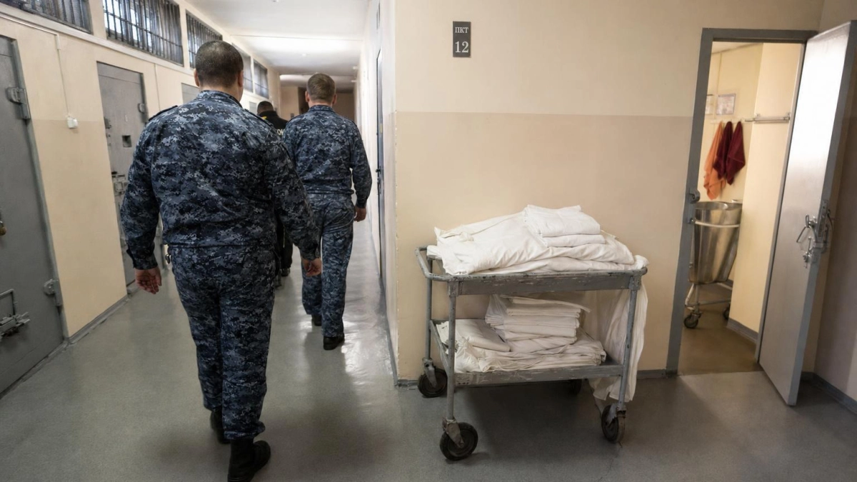 Прокурор добился реального срока для должника по алиментам на 300 тыс. рублей