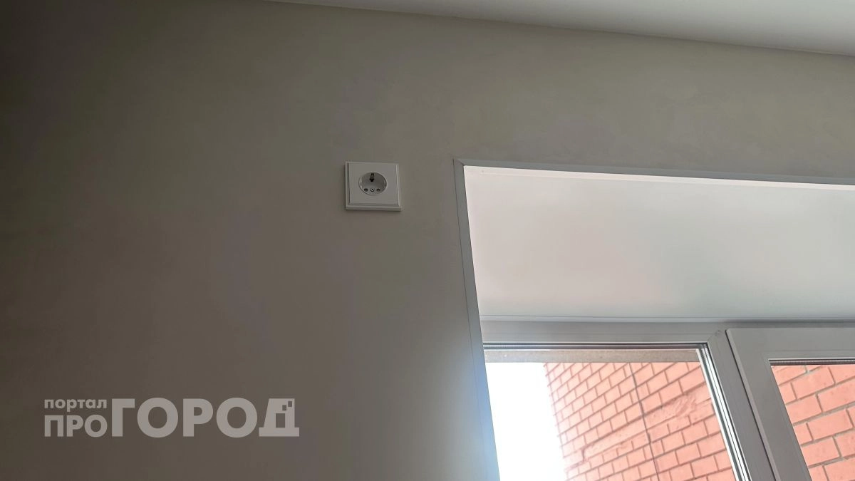 Розетки под потолком в старых квартирах: простая инженерная хитрость, которая до сих пор упрощает жизнь