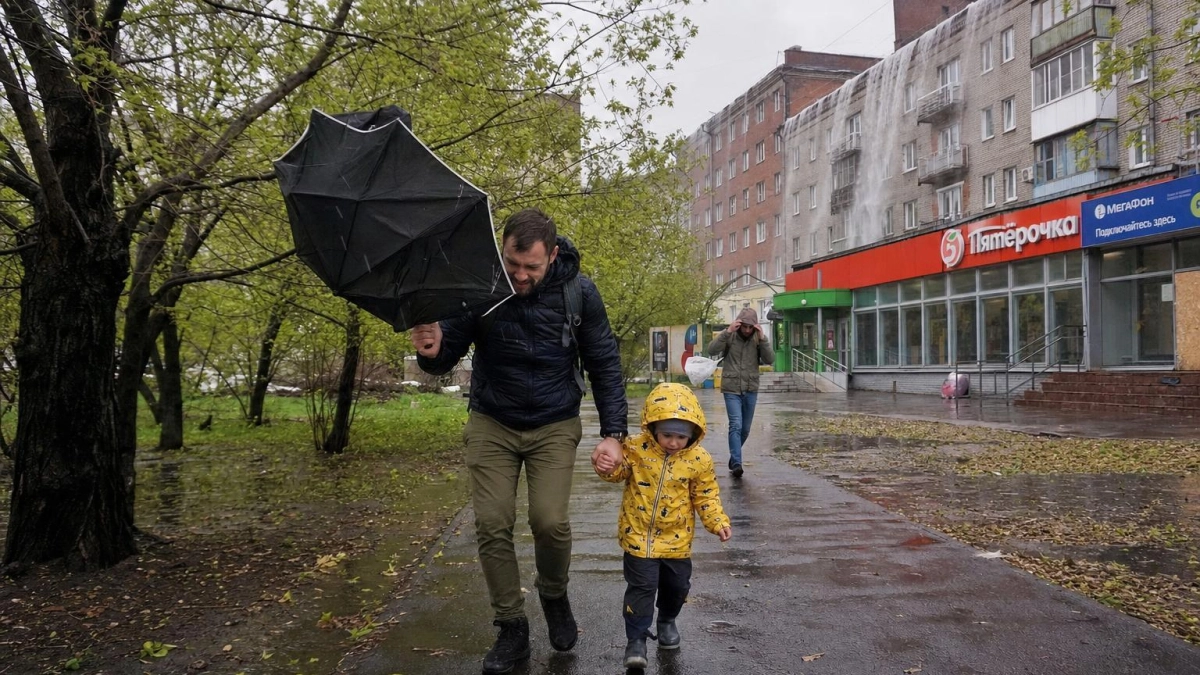 В Ростовской области ожидаются ливни с градом и ветер до 23 м/с
