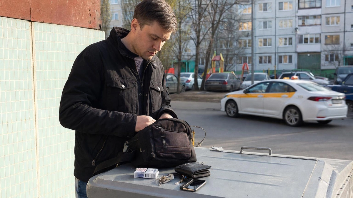 В Ростове задержали закладчика с мефедроном: нашли 8 пакетов и три тайника