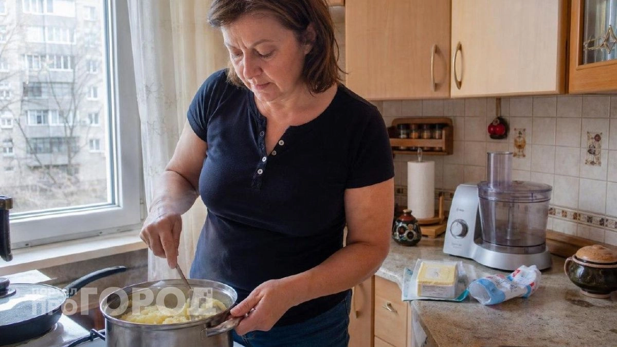 Ваше картофельное пюре станет нежным как мусс: просто добавьте этот простой ингредиент в самом конце готовки