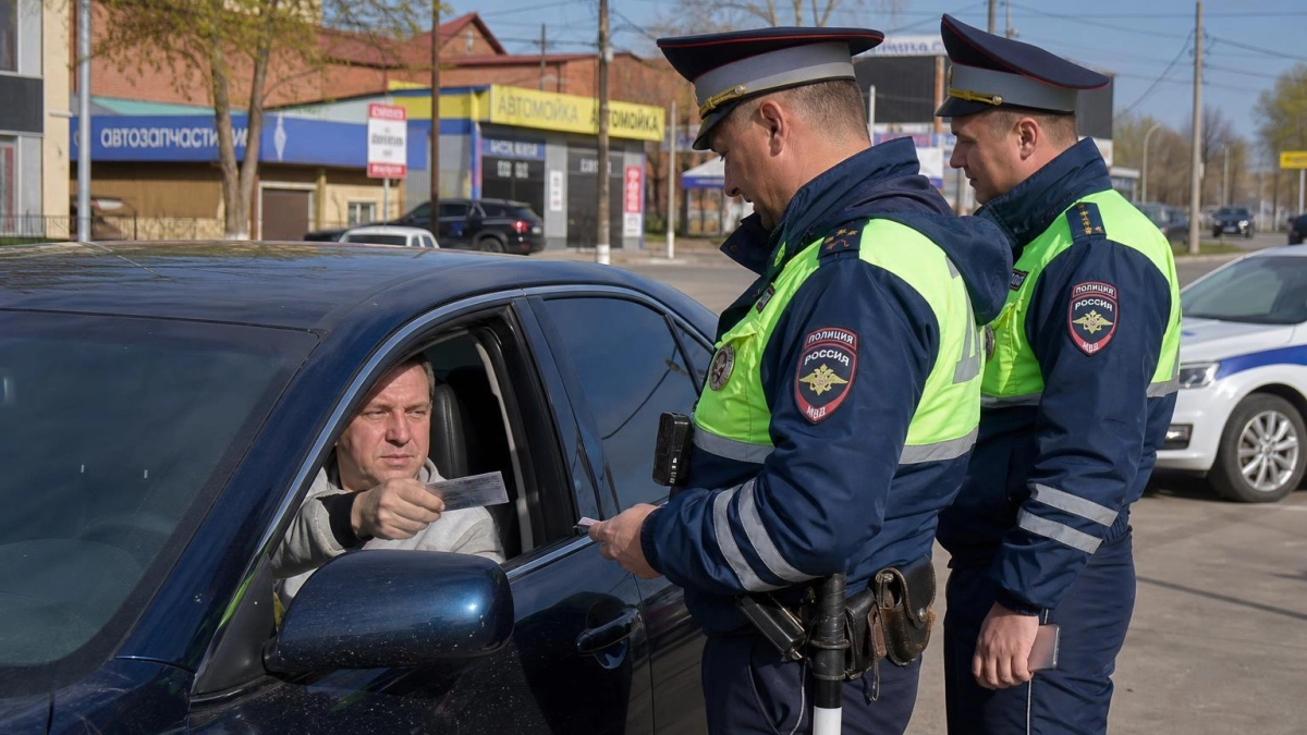 Москвич пешком шёл по трассе «Дон» вступить в террористическую организацию